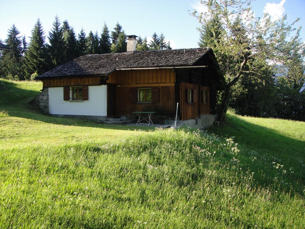 Maisaess Lifinarblick Villa Schruns Habitación foto