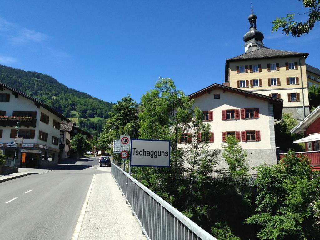 Maisaess Lifinarblick Villa Schruns Exterior foto